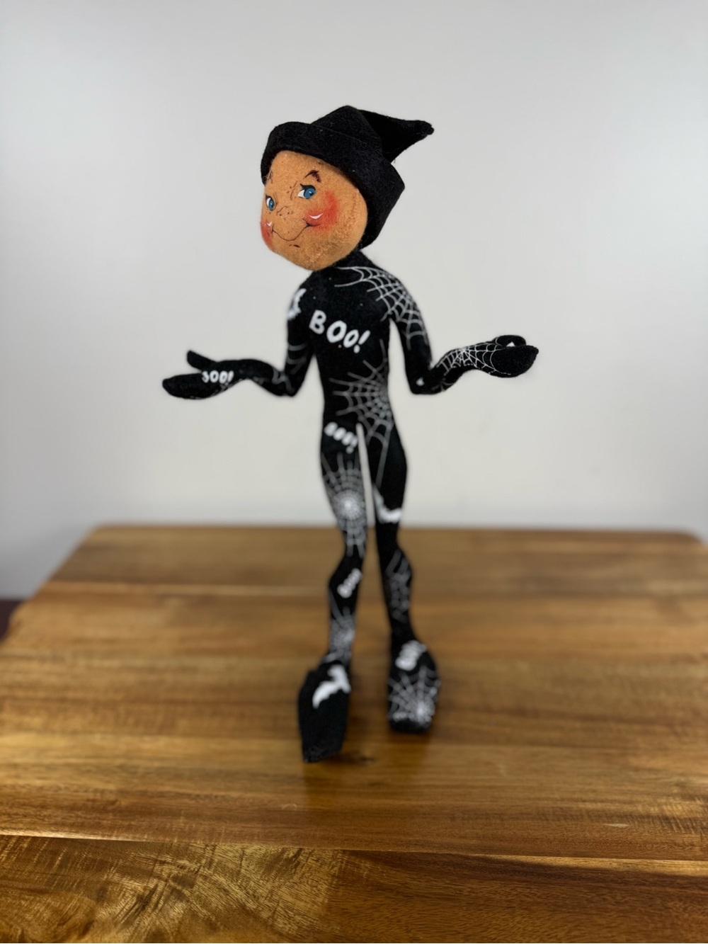 Annalee Vintage Spiderweb Boo Sprite Elf 14" 2004